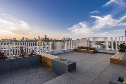 Oaks Melbourne South Yarra Suites - Accommodation Mt Buller 8
