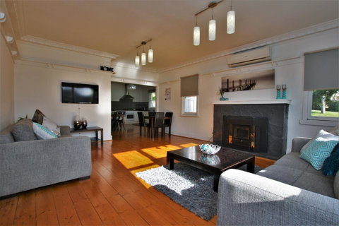 A Stroll Away - Accommodation Mt Buller 0