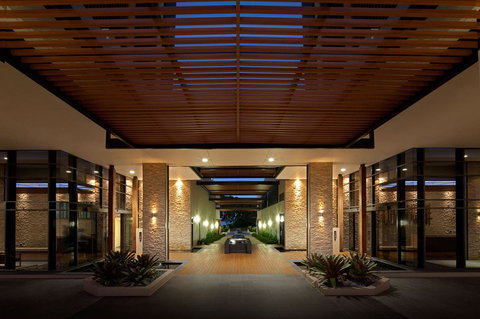 Oaks Redcliffe Mon Komo Suites - Accommodation Mt Buller 14