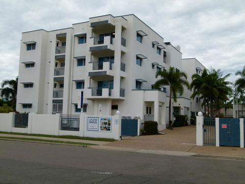 Madison Ocean Breeze Apartments - Accommodation Mt Buller 2