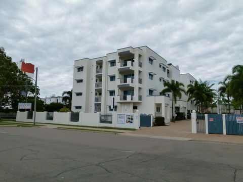 Madison Ocean Breeze Apartments - Accommodation Mt Buller 6