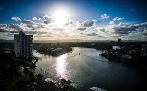 Tiki Hotel Apartments Surfers Paradise - Accommodation Mt Buller 2