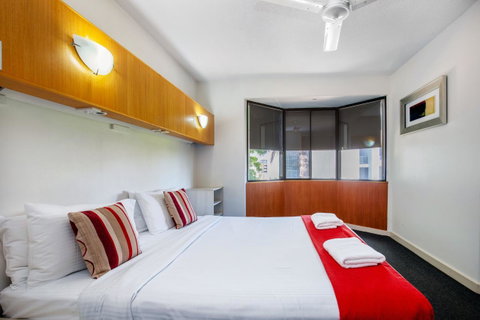 Tiki Hotel Apartments Surfers Paradise - Accommodation Mt Buller 1