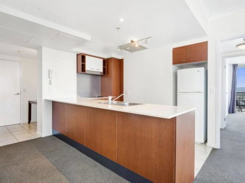 Beach Stay - Ocean & Riverview Resort Chevron Renaissance Central Surfers Paradise - Accommodation Mt Buller 11
