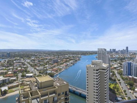 Beach Stay - Ocean & Riverview Resort Chevron Renaissance Central Surfers Paradise - Accommodation Mt Buller 15