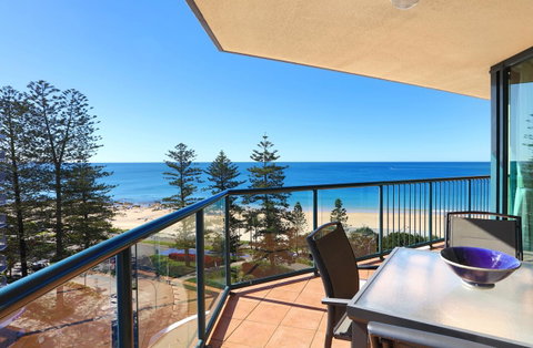 Peninsular Beachfront Resort - Accommodation Mt buller 18