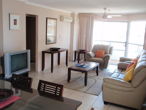 Grosvenor Beachfront Apartments Surfers Paradise - Accommodation Mt Buller 21