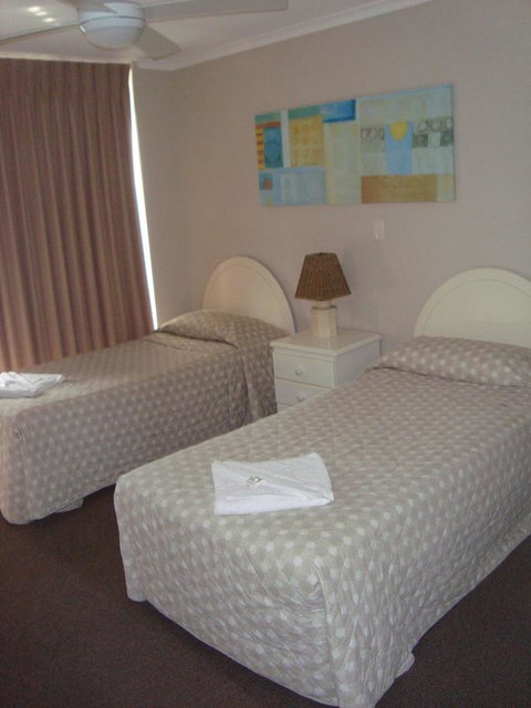 Grosvenor Beachfront Apartments Surfers Paradise - Accommodation Mt Buller 18
