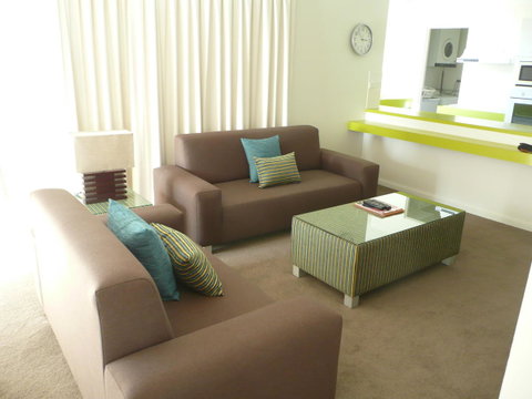 Grosvenor Beachfront Apartments Surfers Paradise - Accommodation Mt Buller 8