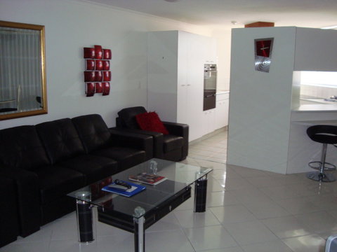 Grosvenor Beachfront Apartments Surfers Paradise - Accommodation Mt Buller 36