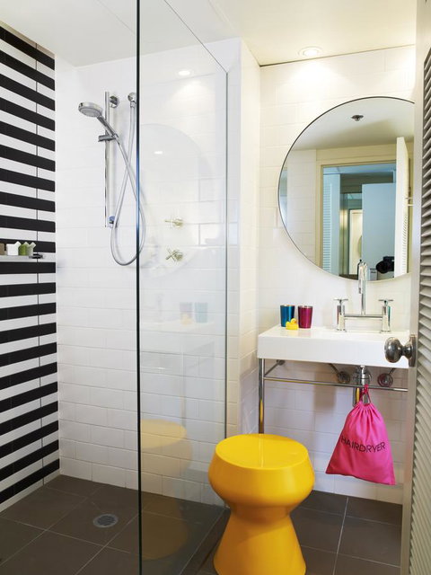 QT Gold Coast - Accommodation Mt Buller 6