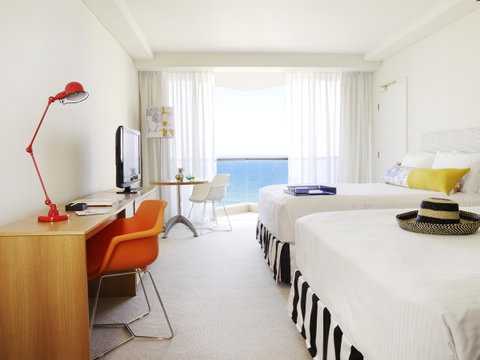 QT Gold Coast - Accommodation Mt Buller 33