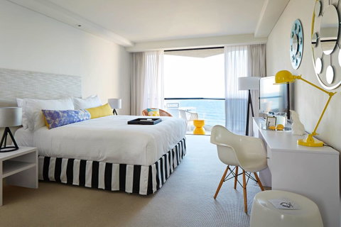 QT Gold Coast - Accommodation Mt Buller 4
