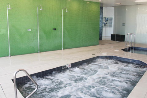 Soul Surfers Paradise - Gclr - Accommodation Mt Buller 34