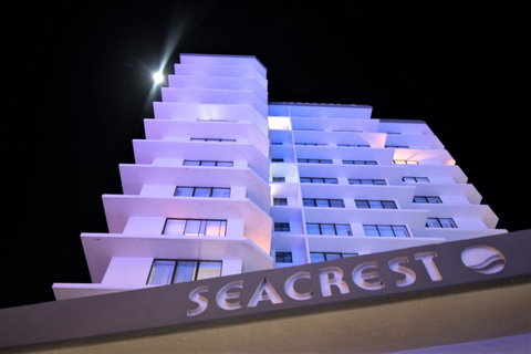 Seacrest Beachfront Apartments Surfers Paradise - Accommodation Mt Buller 4