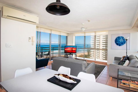 Seacrest Beachfront Apartments Surfers Paradise - Accommodation Mt Buller 21