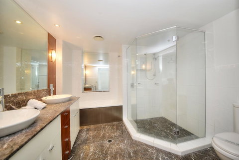 The Towers Of Chevron Renaissance - Holidays Gold Coast - Accommodation Mt Buller 16