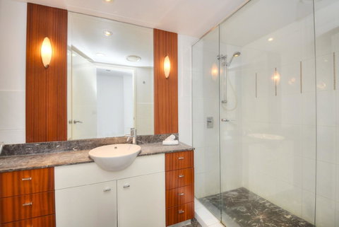 The Towers Of Chevron Renaissance - Holidays Gold Coast - Accommodation Mt Buller 17