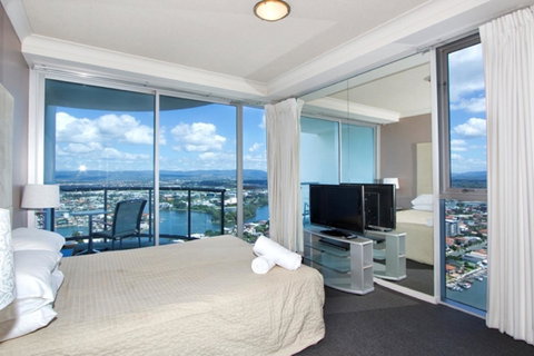The Towers Of Chevron Renaissance - Holidays Gold Coast - Accommodation Mt Buller 8