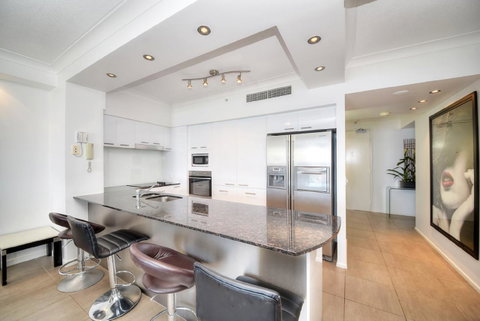 The Towers Of Chevron Renaissance - Holidays Gold Coast - Accommodation Mt Buller 18