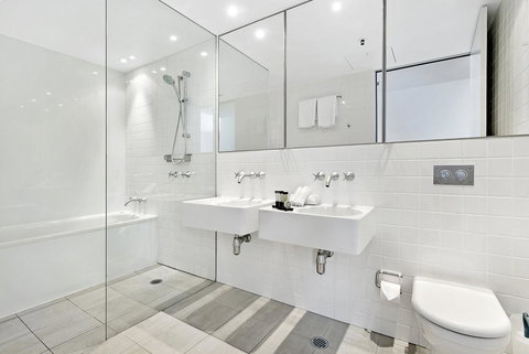 ULTIQA Air On Broadbeach - Accommodation Mt Buller 30