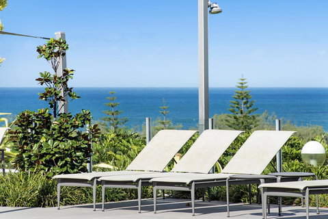 ULTIQA Air On Broadbeach - Accommodation Mt Buller 7