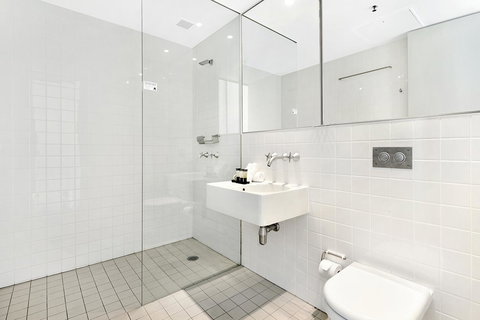 ULTIQA Air On Broadbeach - Accommodation Mt Buller 23