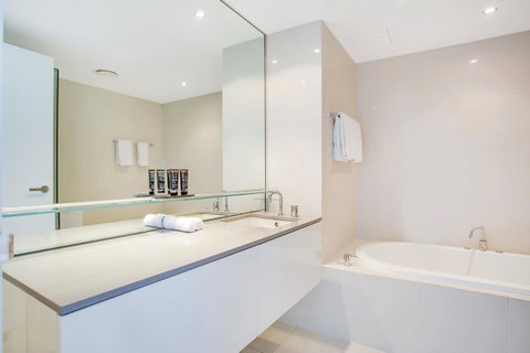 Mantra Circle On Cavill - Accommodation Mt Buller 37