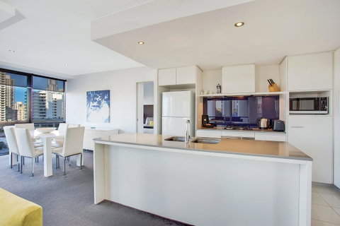 Mantra Circle On Cavill - Accommodation Mt Buller 19