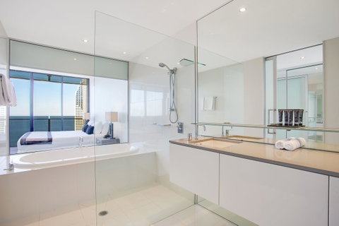 Mantra Circle On Cavill - Accommodation Mt Buller 6