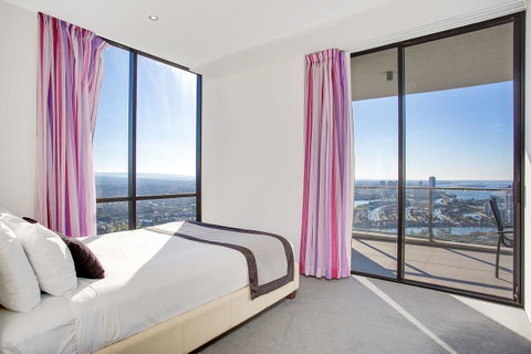 Mantra Circle On Cavill - Accommodation Mt Buller 7