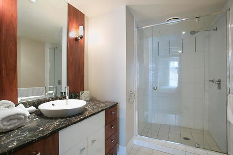 Towers Of Chevron - Private Apartment - Accommodation Mt Buller 4