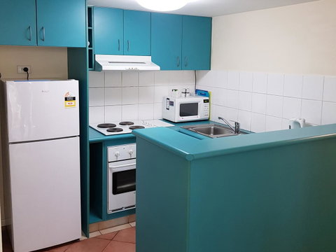Surfers Beach Resort One - Accommodation Mt Buller 18