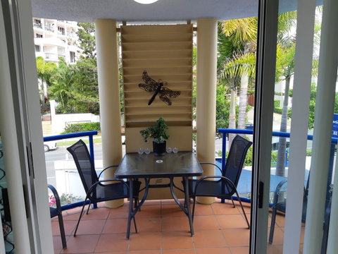 Surfers Beach Resort One - Accommodation Mt Buller 5