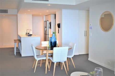 Gold Coast Private Apartments - H Residences, Surfers Paradise - Accommodation Mt Buller 12