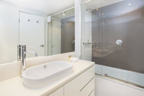 Gold Coast Private Apartments - H Residences, Surfers Paradise - Accommodation Mt Buller 31