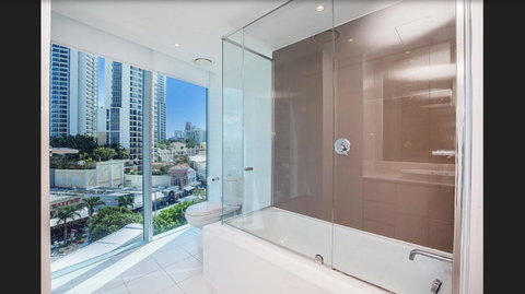 Gold Coast Private Apartments - H Residences, Surfers Paradise - Accommodation Mt Buller 36