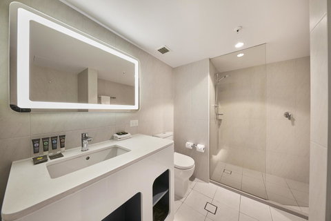 Novotel Surfers Paradise - Accommodation Mt Buller 16