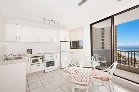 Surfers International Apartments - Accommodation Mt Buller 21