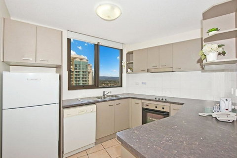 Surfers International Apartments - Accommodation Mt Buller 40