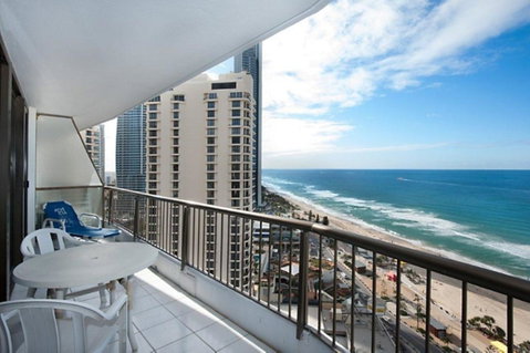 Surfers International Apartments - Accommodation Mt Buller 13