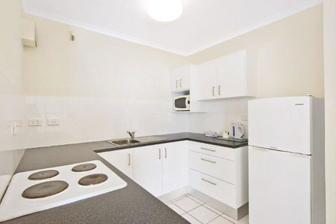 Surfers International Apartments - Accommodation Mt Buller 32