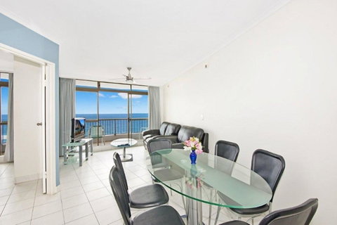 Surfers International Apartments - Accommodation Mt Buller 16