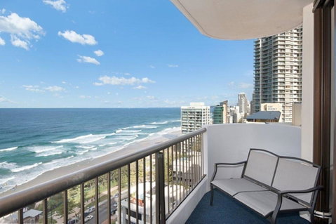 Surfers International Apartments - Accommodation Mt Buller 7
