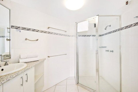 Surfers International Apartments - Accommodation Mt Buller 18