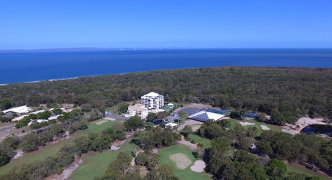 Fairways Golf & Beach Retreat Bribie Island - Accommodation Mt Buller 7