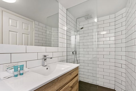 Dockside Apartments Mooloolaba - Accommodation Mt buller 2