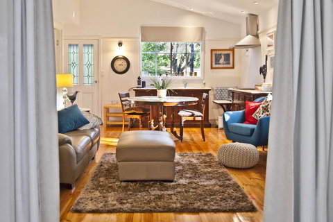 Curtis Falls Cottage - Accommodation Mt Buller 11