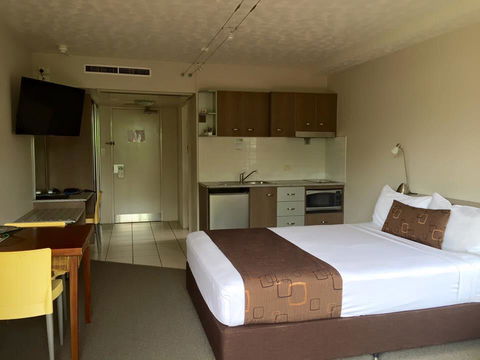 Waters Edge The Strand - Accommodation Mt Buller 1