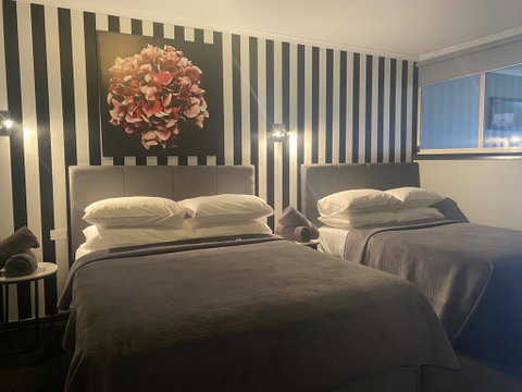 Waterside Holiday Rentals Unit 31 - Accommodation Mt Buller 1